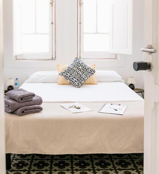 Общежитие Mapango Small Rooms