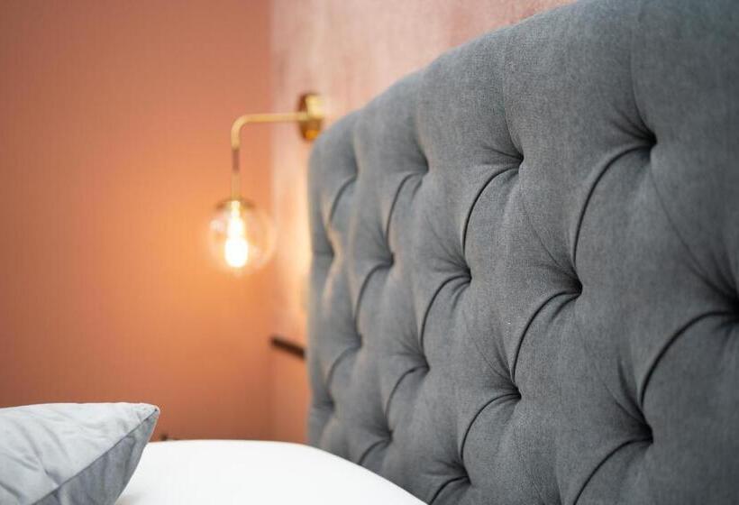 B&b Golden House & Spa