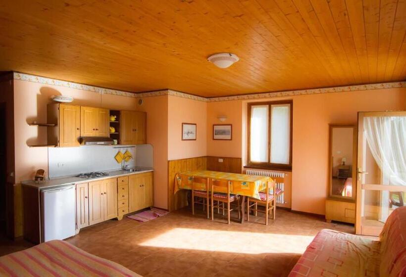 צימר Guest House Il Nido Dello Svasso  Foresteria Lombarda