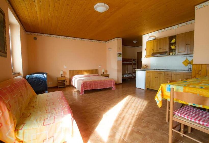צימר Guest House Il Nido Dello Svasso  Foresteria Lombarda