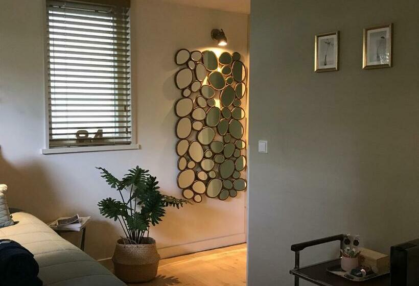 住宿加早餐  84huis