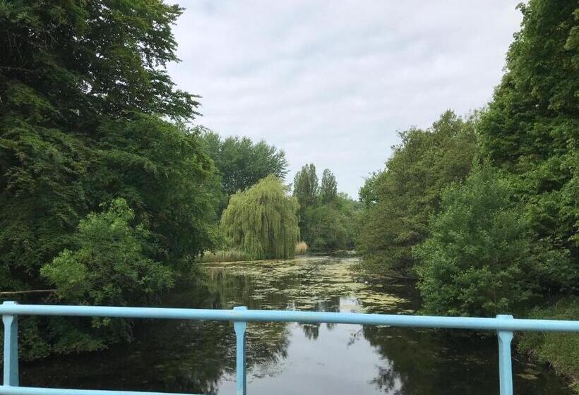 住宿加早餐  84huis