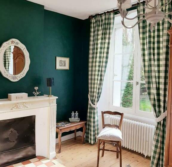 ベッドアンドブレックファースト Au Manoir De La Barre