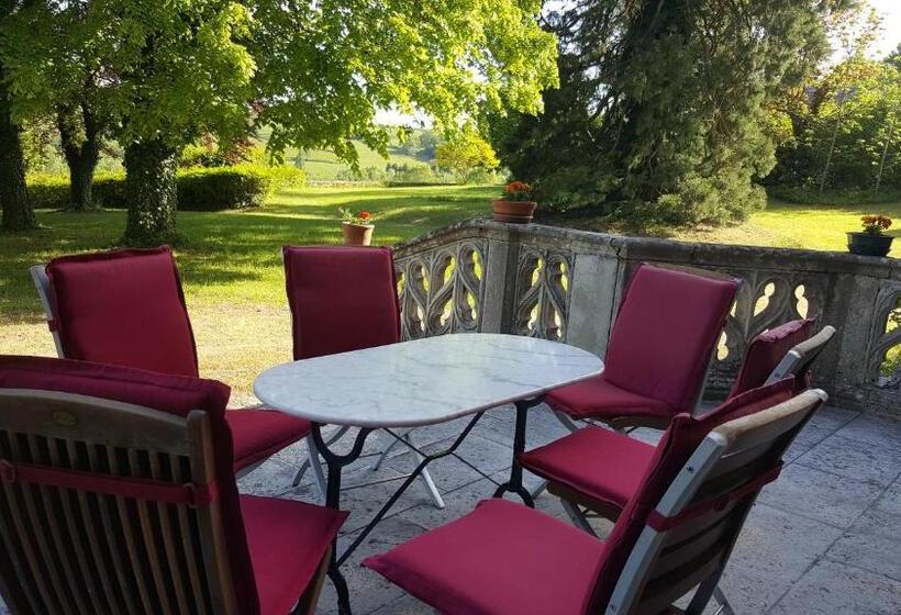 住宿加早餐  Château De Montpatey