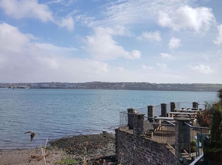 住宿加早餐  Ferry House Inn