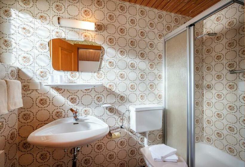 مبيت وإفطار Haus Kreidl