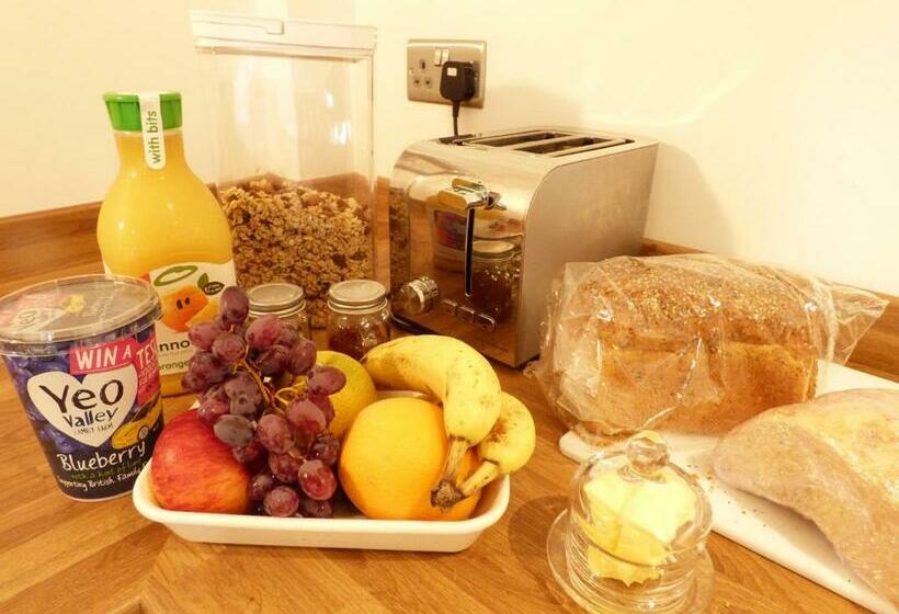 Highfield House, Parracombe, Modern B&b