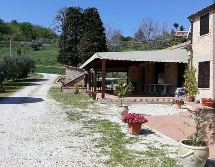 ベッドアンドブレックファースト La Collina Sul Mare