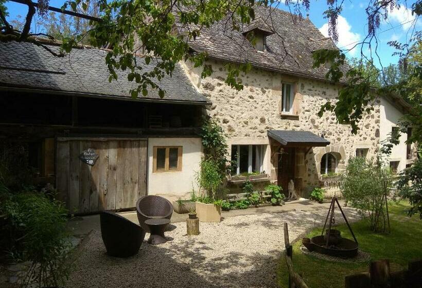 مبيت وإفطار La Ferme Les Mamours