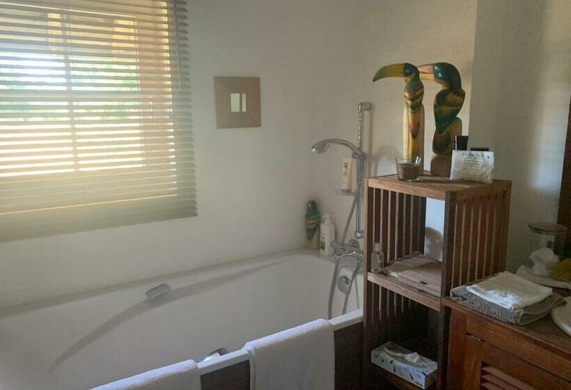 مبيت وإفطار La Grange