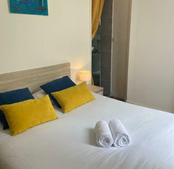 تختخواب و صبحانه La Villa B