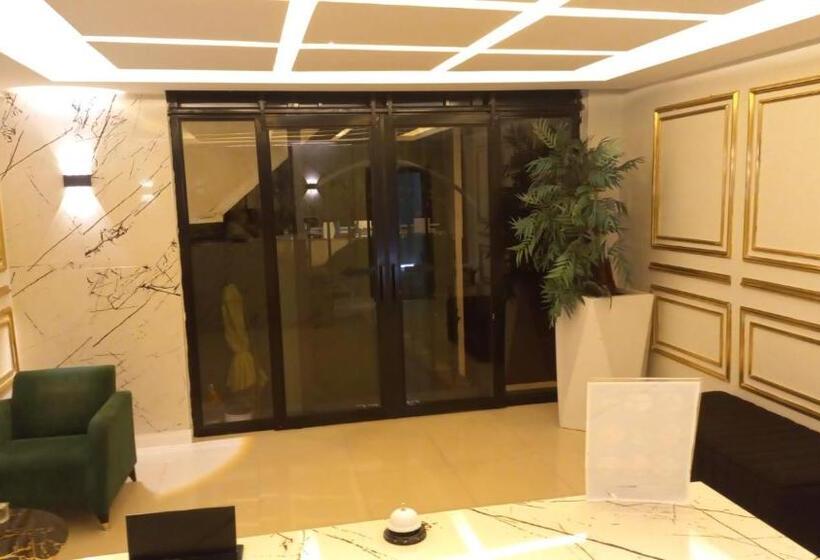 צימר Lily Airport Otel