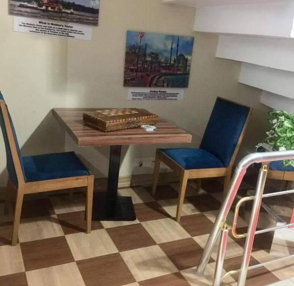 צימר Lily Airport Otel