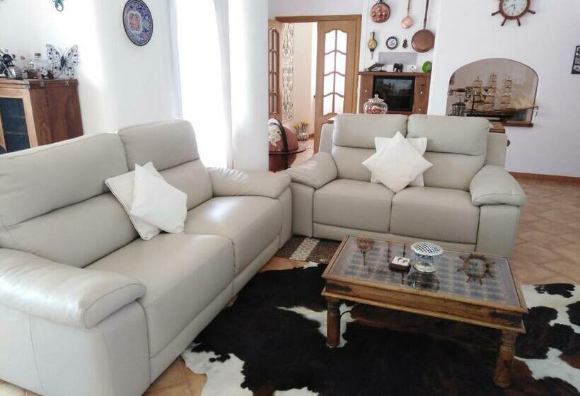 Bed and Breakfast The Roses Garden