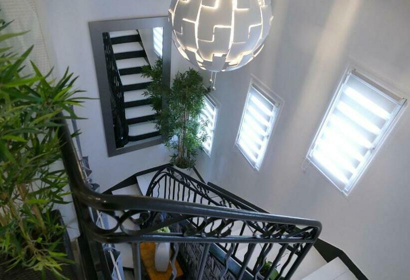 ベッドアンドブレックファースト Villa Les Quatre Vents