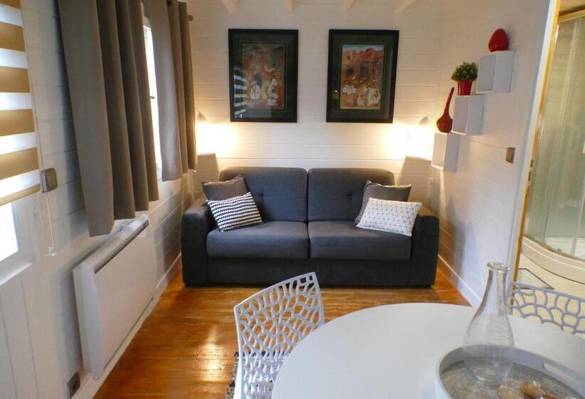 ベッドアンドブレックファースト Villa Les Quatre Vents