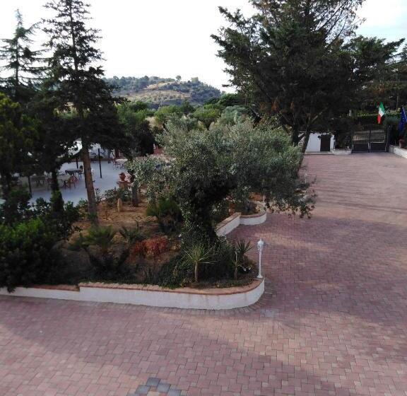 ベッドアンドブレックファースト Villa Niscima