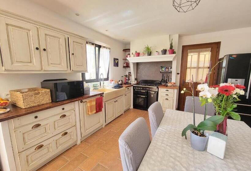 민박 Villa Tropez Chambres D Hôtes