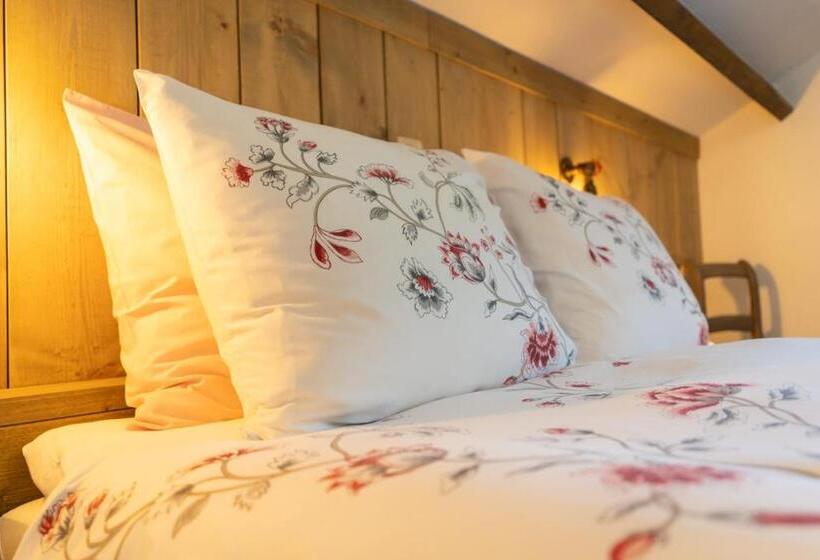 Bed & Breakfast  T Vèèrke