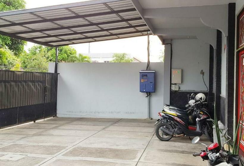 בית מלון כפרי Bundo Permai 1