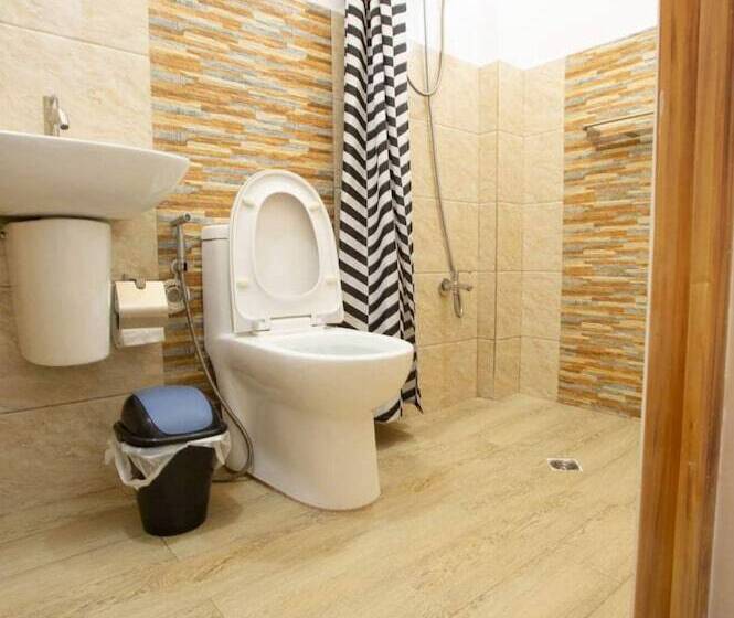 فندق Capital O 822 Painawa Bed & Breakfast