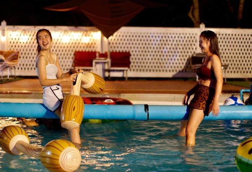 ホテル Thong Somboon Club