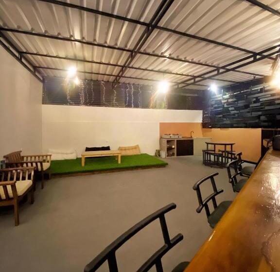 בית מלון כפרי Villa View2 Sayriah