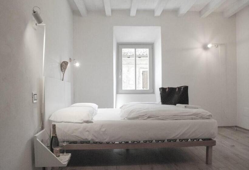 La Corte   Rebomaholidays