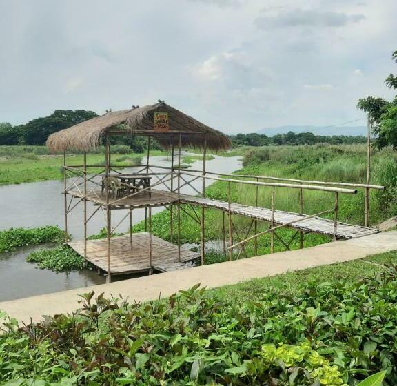 Monty S Riverside View Resort