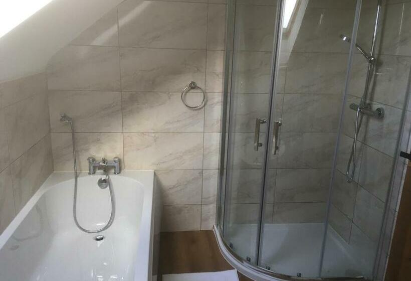 Moorclose Bed And Breakfast