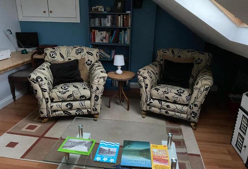 Moorclose Bed And Breakfast