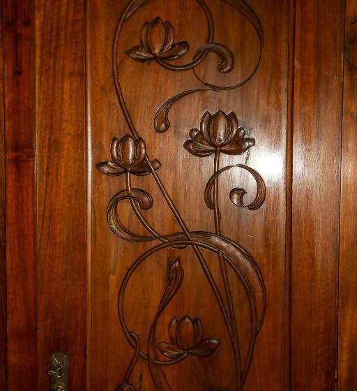 פנסיון Casa Lenka