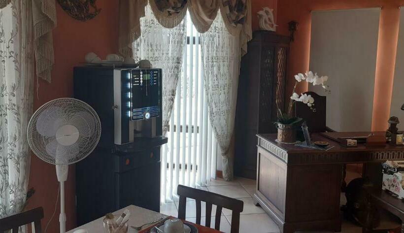 پانسیون Kikka B&b