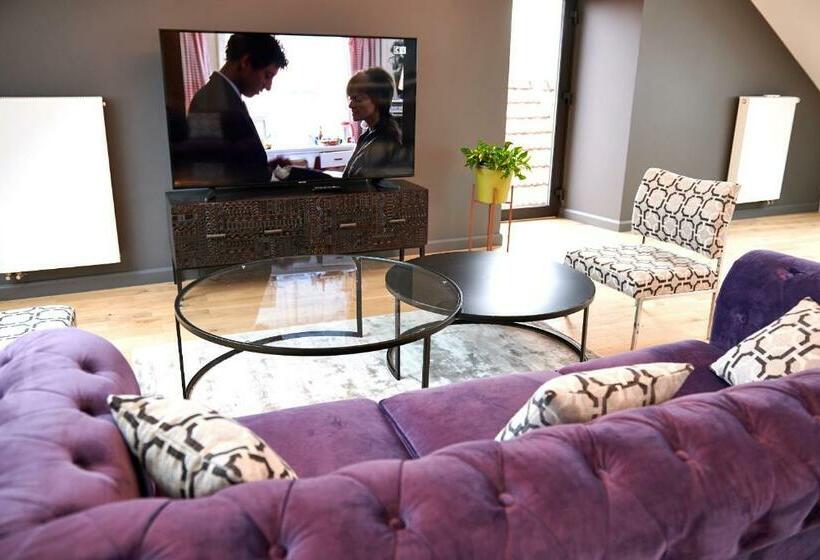 ペンション L Appartement Et Les Suites De Vjl..