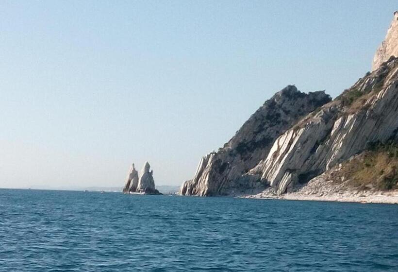 بنسيون La Dolce Vita