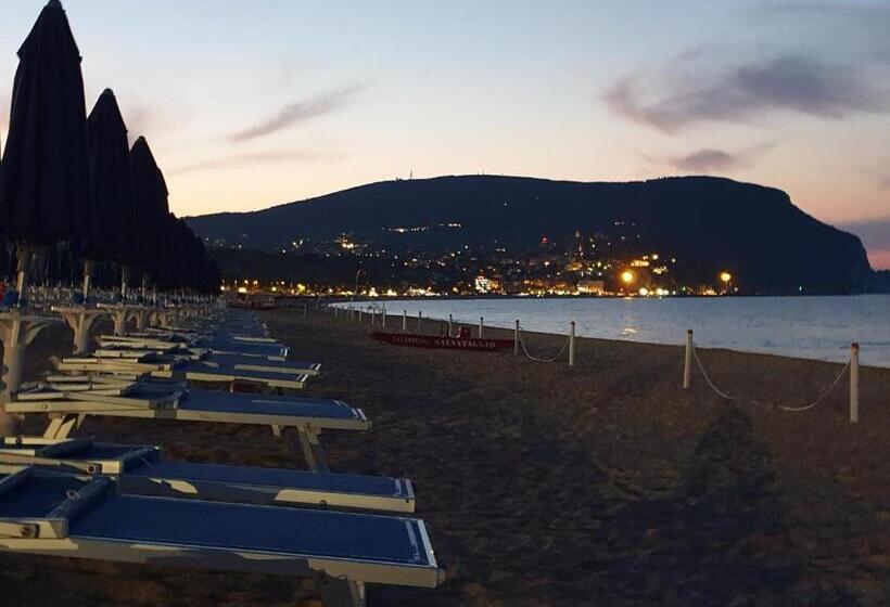 بنسيون La Dolce Vita