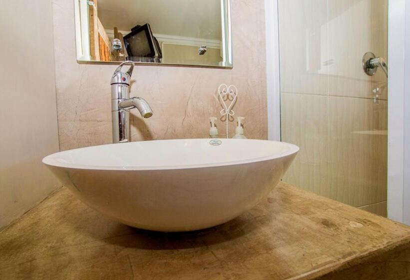 بنسيون Ladera   Vista Self Catering Guesthouse