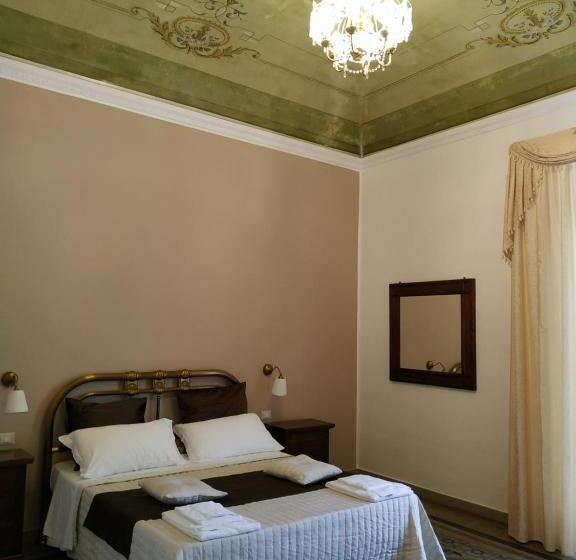 بنسيون Le Suite Del Teatro Cucinino Privato