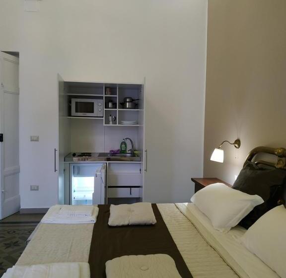 بنسيون Le Suite Del Teatro Cucinino Privato