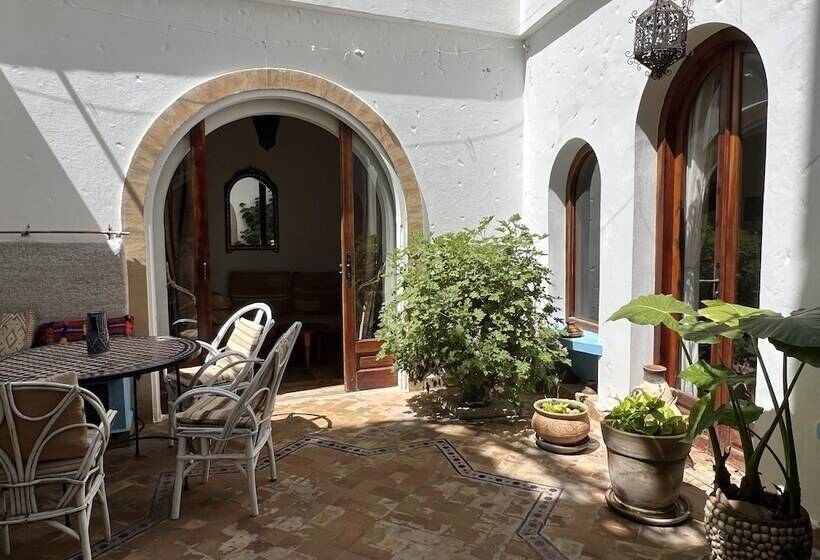 پانسیون Riad Oasis D Asilah