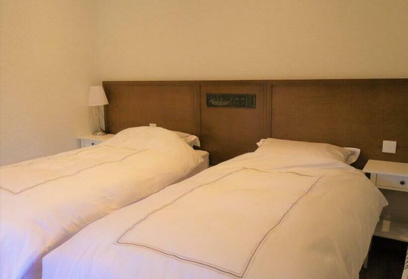 פנסיון The Coachhouse @ Kingsfort House