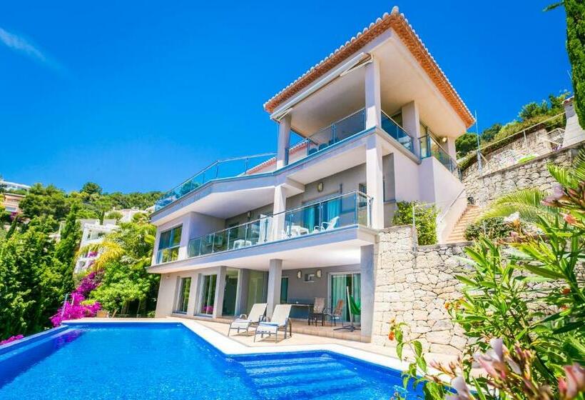 リゾートホテル Villa Tranquila