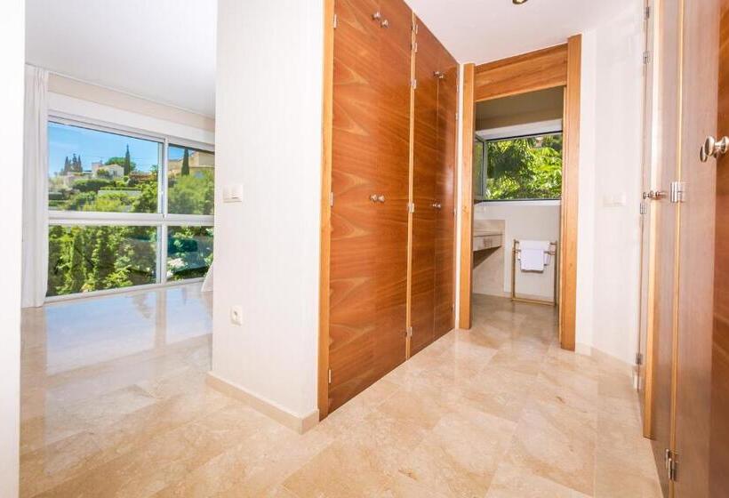 リゾートホテル Villa Tranquila