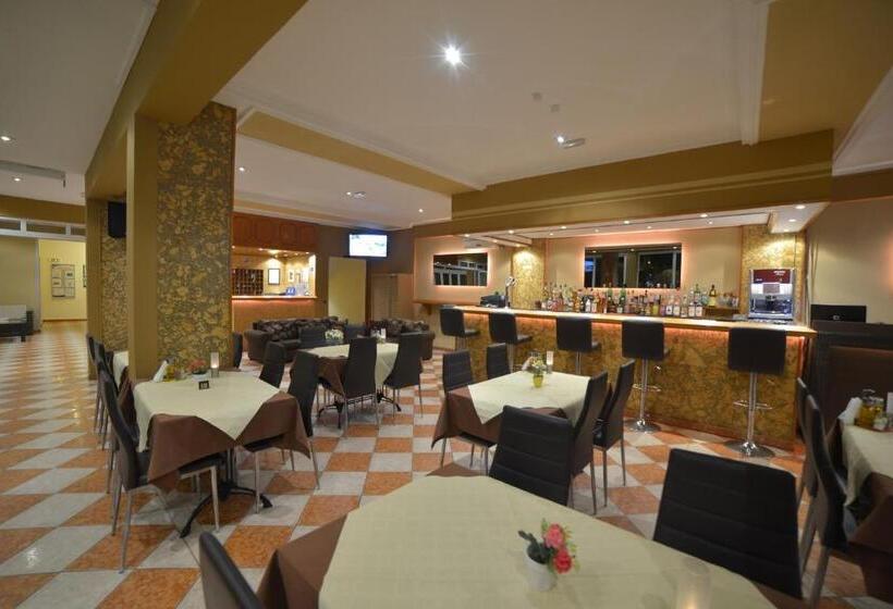 Angelina Hotel & Apartments