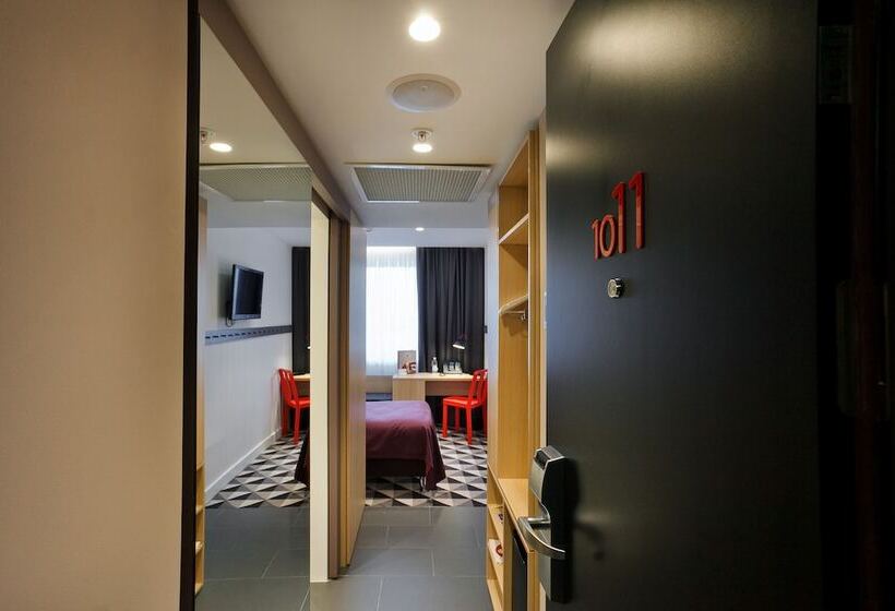 Azimut Hotel Voronezh