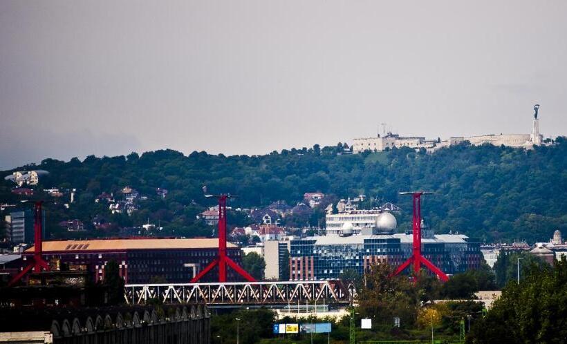 Canada Hotel Budapest