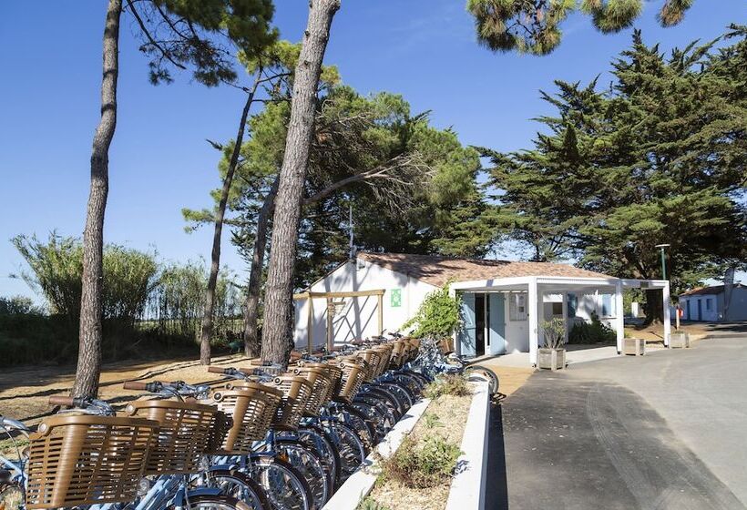 Domaine Résidentiel De Plein Air Odalys Tamarins Plage