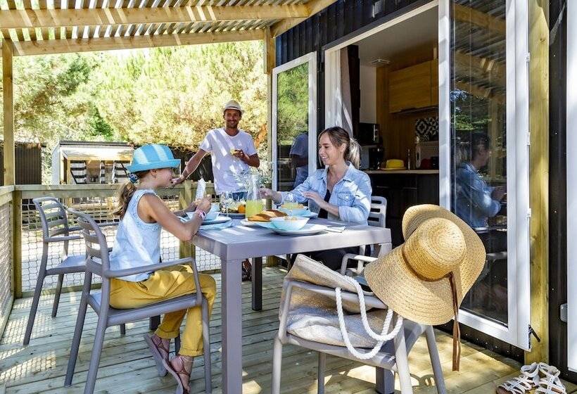 Domaine Résidentiel De Plein Air Odalys Tamarins Plage