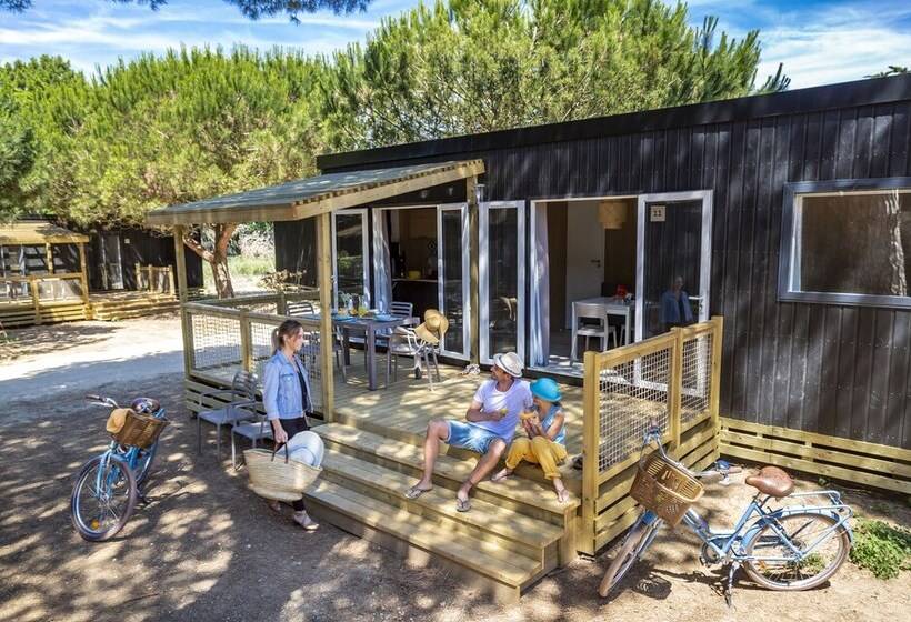 Domaine Résidentiel De Plein Air Odalys Tamarins Plage