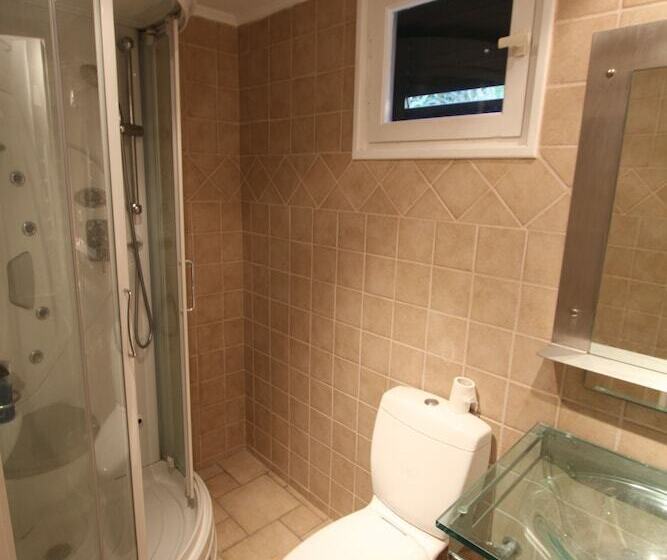 Glyfada Beach Menigos Resort